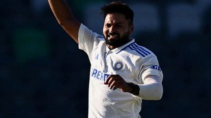 फास्ट बॉलर Mukesh Kumar ने शेयर किया क्रिप्ट‍िक पोस्ट!