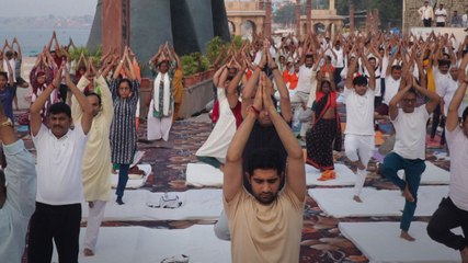 सुबह या शाम? जानिए Yoga का सही समय और फायदे...