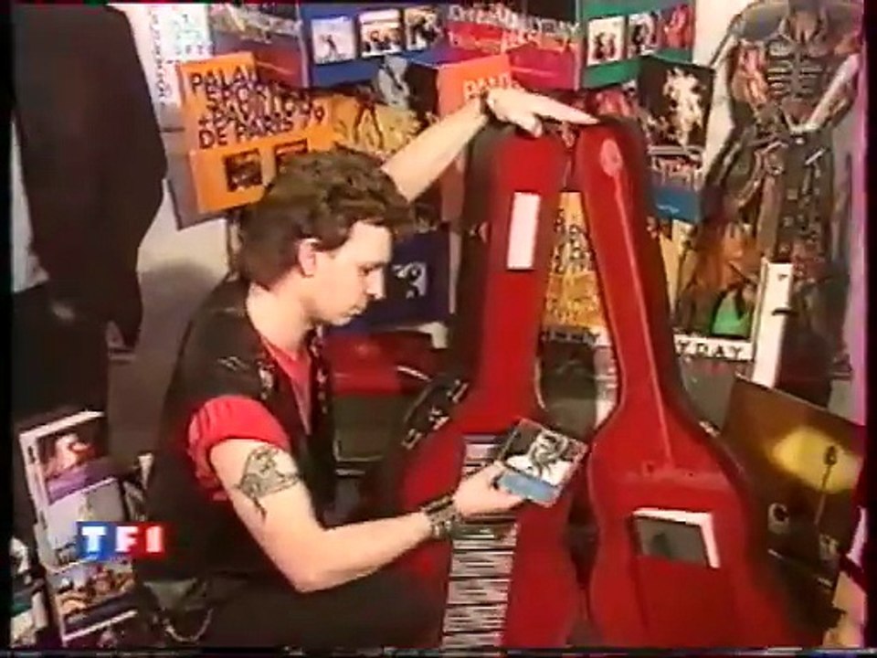 Johnny Hallyday – Portrait d’un Fan Inconditionnel (TF1 – Journal de 13h – 17 Juin 1993)