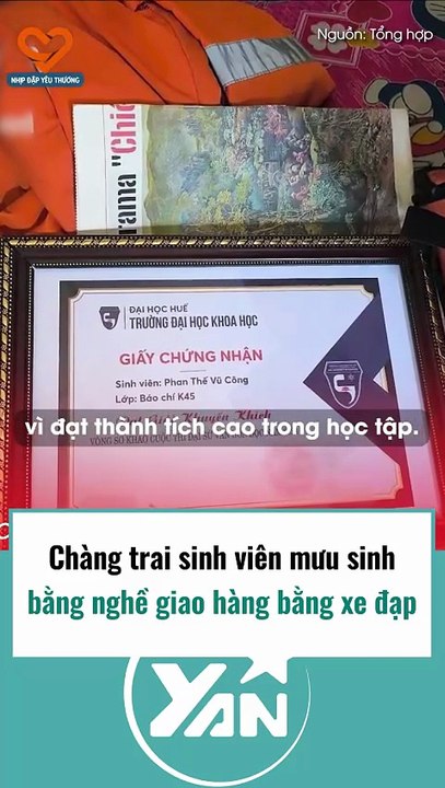 Chàng trai shipper mưu sinh bằng chiếc xe đạp