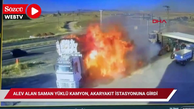 Alev alan saman yüklü kamyon, akaryakıt istasyonuna girdi; o anlar kamerada