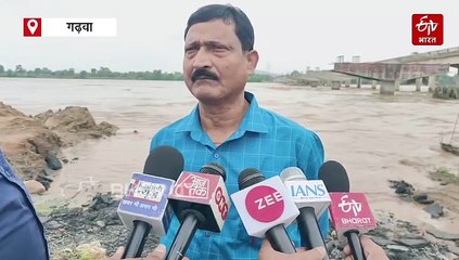 लगातार बारिश से गढ़वा में कोयल नदी का जलस्तर बढ़ा, कंस्ट्रक्शन कंपनी का दो करोड़ का सामान पानी में बहा