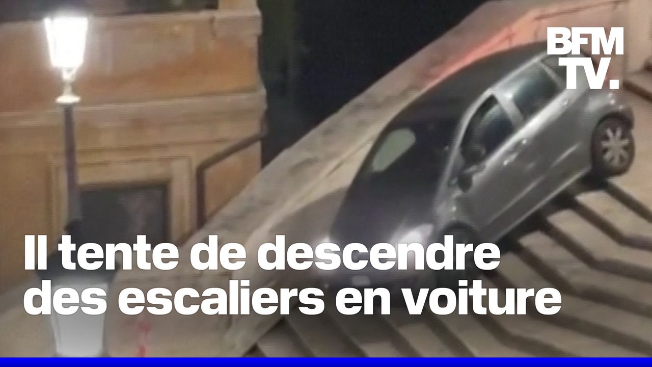 Un homme de 81 ans tente de descendre en voiture les escaliers de la place d'Espagne à Rome