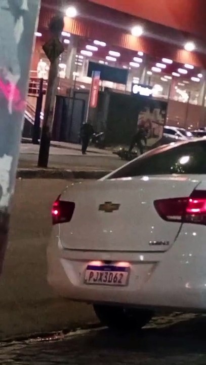 Mãe questiona morte de filho em suposto assalto: “Estava armado, eu não sei se ele sabia o que ia fazer”