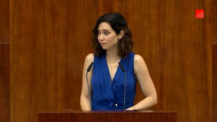 Ayuso parafrasea a Pedro Sánchez y se vuelve viral: "Es la una del mediodía, no he comido"