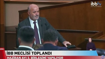 İBB Meclisi'nde kavga: AKP'liler ile CHP'liler birbirine girdi