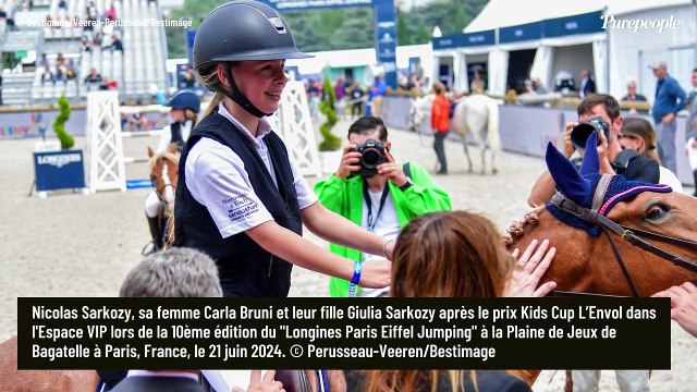 Carla Bruni aux anges : ce geste fort de son ex-compagnon Raphaël Enthoven qui la touche profondément !