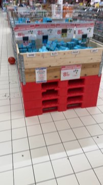 Une console retrogaming à 8 euros à carrefour !