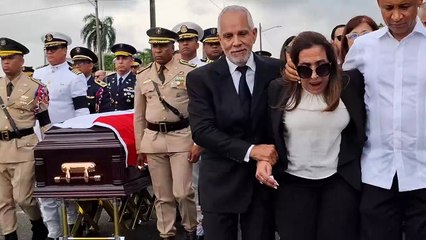 Dan el último adiós al general retirado Juan Bautista Rojas Tabar en el cementerio Cristo Redentor