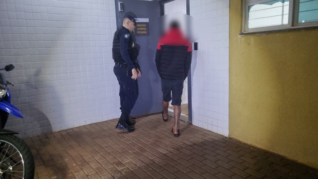 Motorista que se envolveu em acidente na Av. Tancredo Neves é detido por embriaguez ao volante