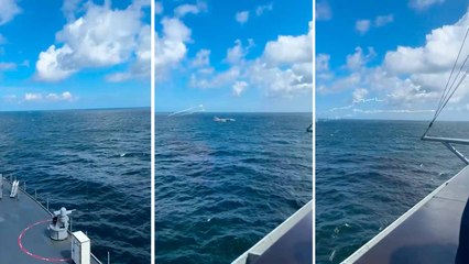 Video viser russisk Su-24, der chikanerer amerikansk flådeskib med lysraketter