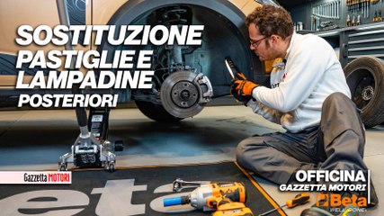 Dacia Sandero: come cambiare le pastiglie dei freni e una lampadina del fanale posteriore da casa
