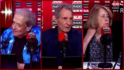 Guy Carlier : "François Bayrou coincé dans un avion !"