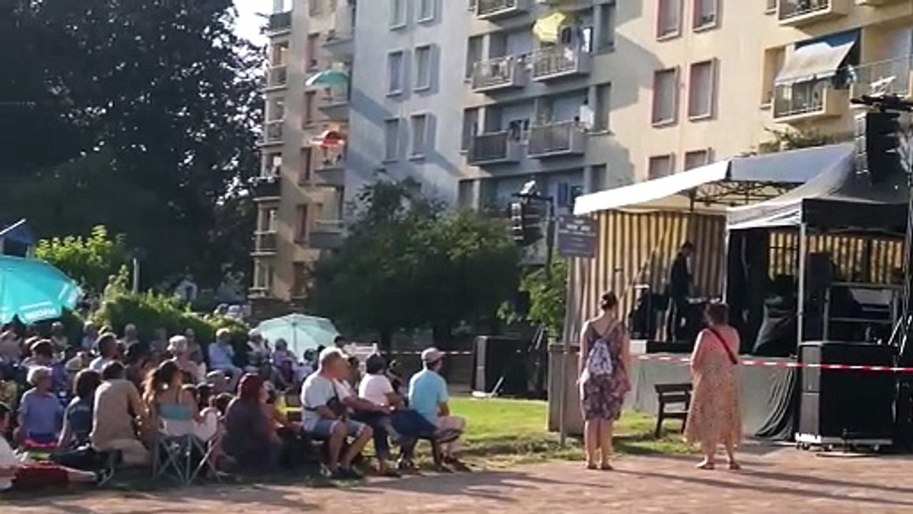 MÂCON : Le concert des 66 balcons pour les 70 ans du grand collectif  de Bioux