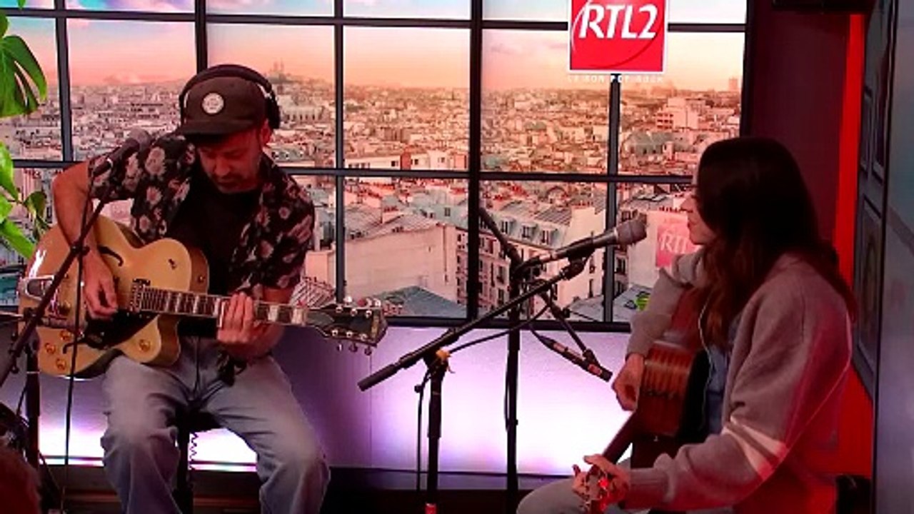 LIVE - Amy Macdonald interprète "This Is the Life" dans Le Double Expresso RTL2 (20/06/25)