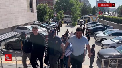 Eskişehir'de banka hacmi 235 milyon liraya ulaşan dolandırıcılık şebekesine operasyon