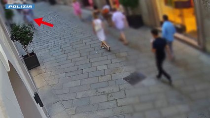 La banda di ladri di orologi di lusso al "lavoro" in centro a Milano