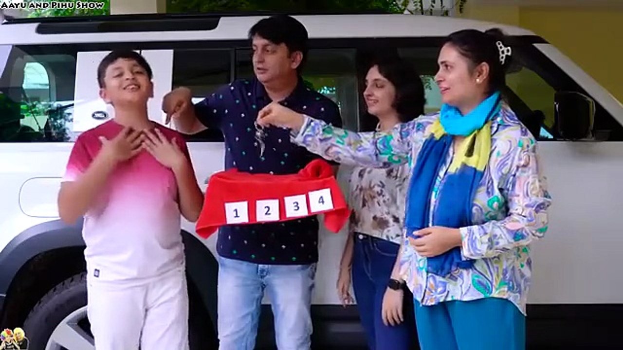 WHO IS LUCKY | Family Comedy Challenge | Aayu and Pihu Show
