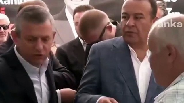 Özgür Özel lokma dağıttı vatandaş dert yandı