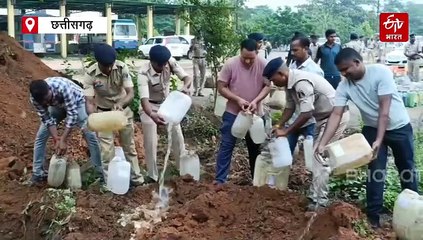 10 हजार लीटर शराब पर चला बुलडोजर, कोर्ट के आदेश पर कोरबा पुलिस का एक्शन