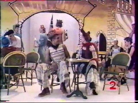 Johnny Hallyday & Jean-Paul Gaultier – Journal de 20h Antenne 2 (04 septembre 1994)