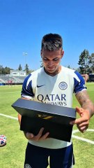 9 Gifted by the iconic ones 🎁👕 TikTok