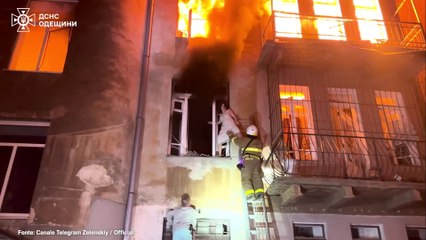 Almeno una vittima per bombardamenti russi nella notte in Ucraina