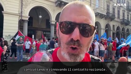 Sciopero metalmeccanici, in migliaia in piazza a Torino: "Vogliamo il contratto"