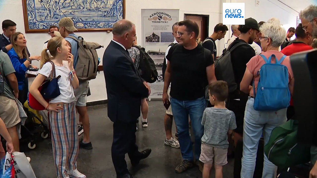 Όλο και περισσότερες χώρες εκκενώνουν τους πολί...
