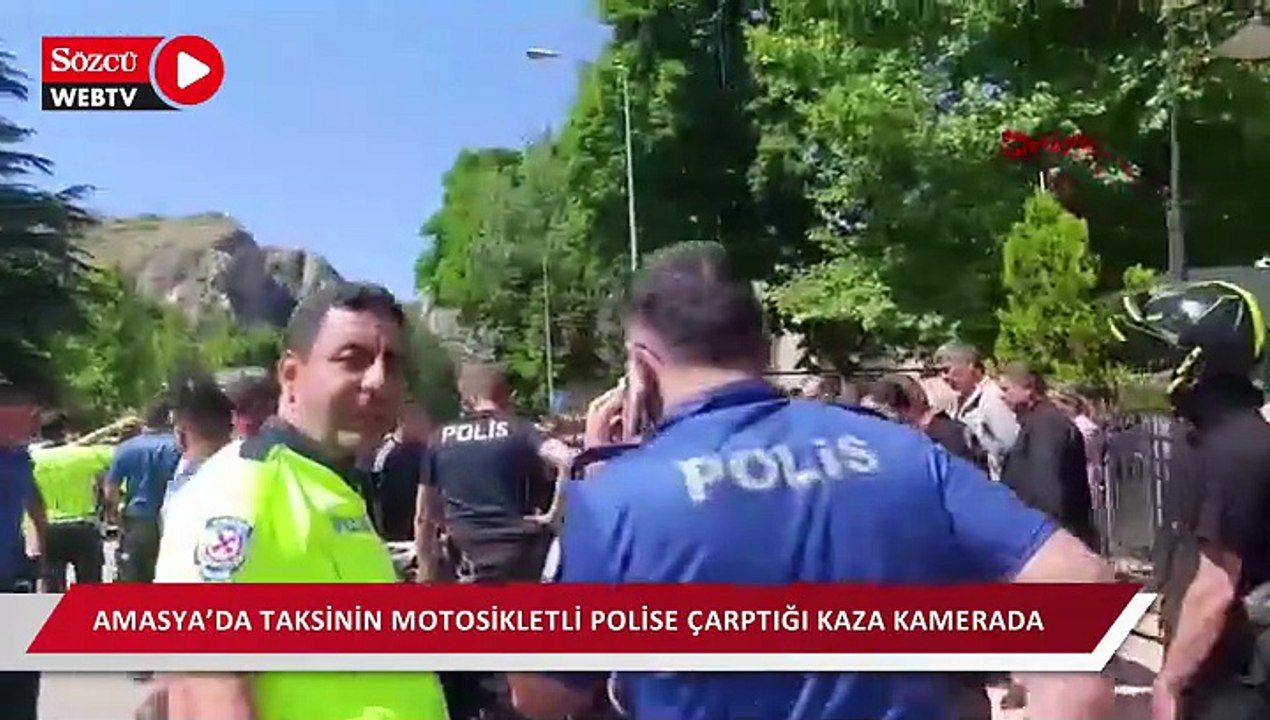 Amasya’da taksinin motosikletli polise çarptığı kaza kamerada