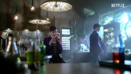 Étudiez à l'Académie Nevermore avec Mercredi Addams VF | Netflix France