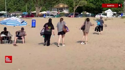 Bartın'da deniz suyunun rengi değişince sahil boşaltıldı