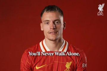 Florian Wirtz ya viste la camiseta del Liverpool