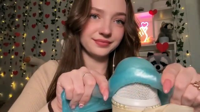 “Close-Up soft Whisper ASMR😴 | Deep Sleep Roleplay + soft hand movements with different triggers Sounds”