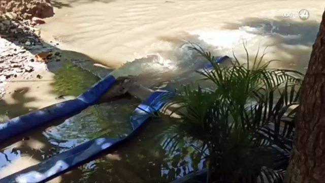 Inundaciones y aguas negras generan descontento entre vecinos de la colonia Versalles