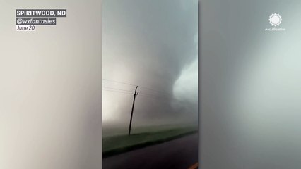 Violent tornado spins in North Dakota