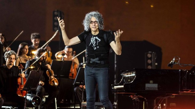 Giovanni Allevi, il concerto del compositore alle Terme di Caracalla: «Con questo tour torno alla vita»