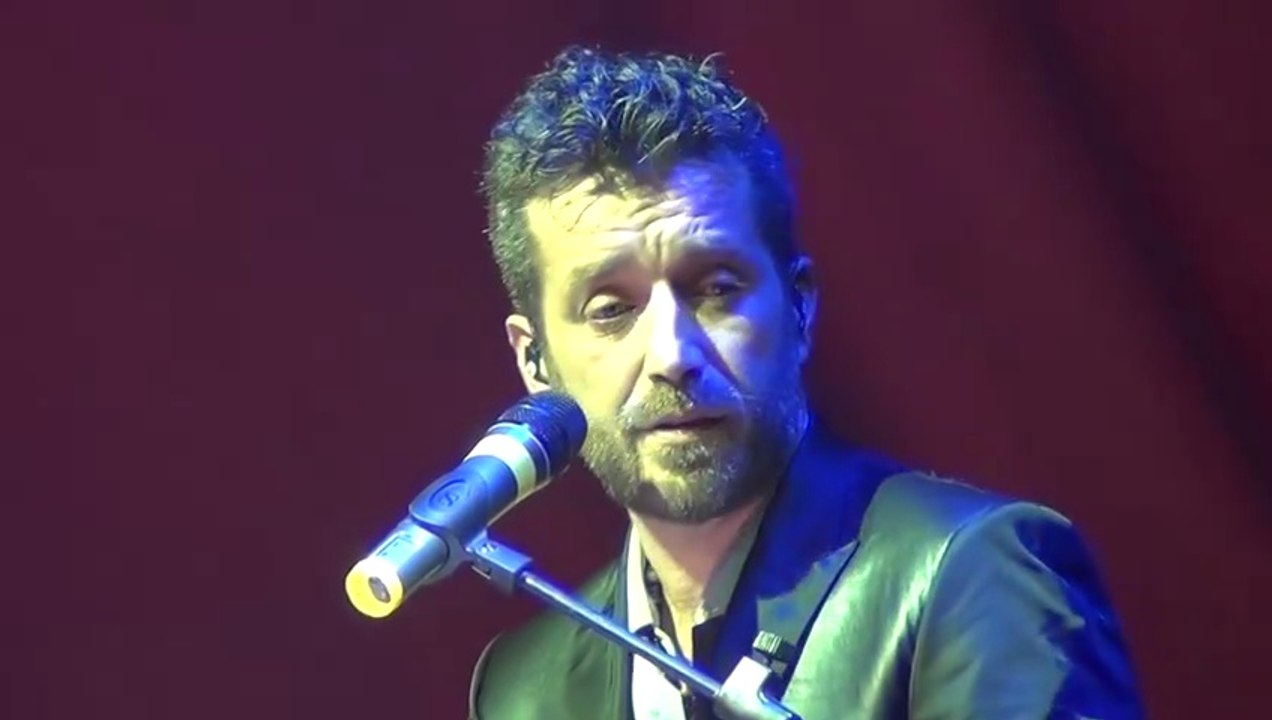 Fabi Silvestri Gazzè - A bocca chiusa (live)