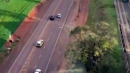 Cena de cinema: helicóptero Falcão 07 voa baixo e ajuda PM a capturar dupla com HB20 roubado na BR-369