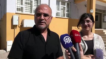 Mardin'de baba, kızının heyecanını paylaşmak için YKS'ye girdi