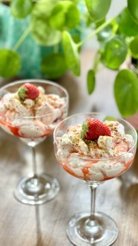 Eton Mess aux Fraises 🍓 | Recette Facile, Rapide et Sans Cuisson | Dessert Anglais Gourmand