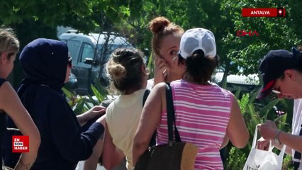 Antalya'da aksesuarlarını çıkarmaya çalışırken sınav saatini kaçırdı