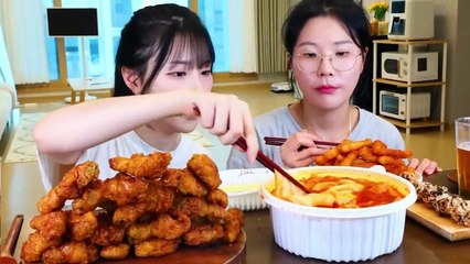 ASMR MUKBANG Cheese Tteokbokki, Honey combo Chicken, Crispy French fries, Rice balls.