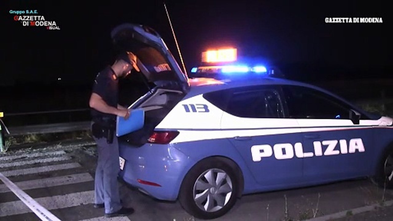 Uomo trovato morto in un canale in strada Cavo Argine a Modena