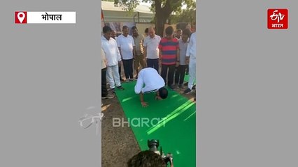 मोहन यादव की योग साधना, चुटकियों में कर डालते हैं कठिन से कठिन आसन