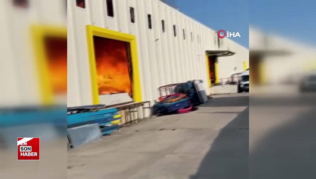 Tekirdağ'da gıda deposunda yangın