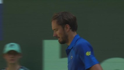 Halle - Medvedev en finale après un beau combat contre Zverev