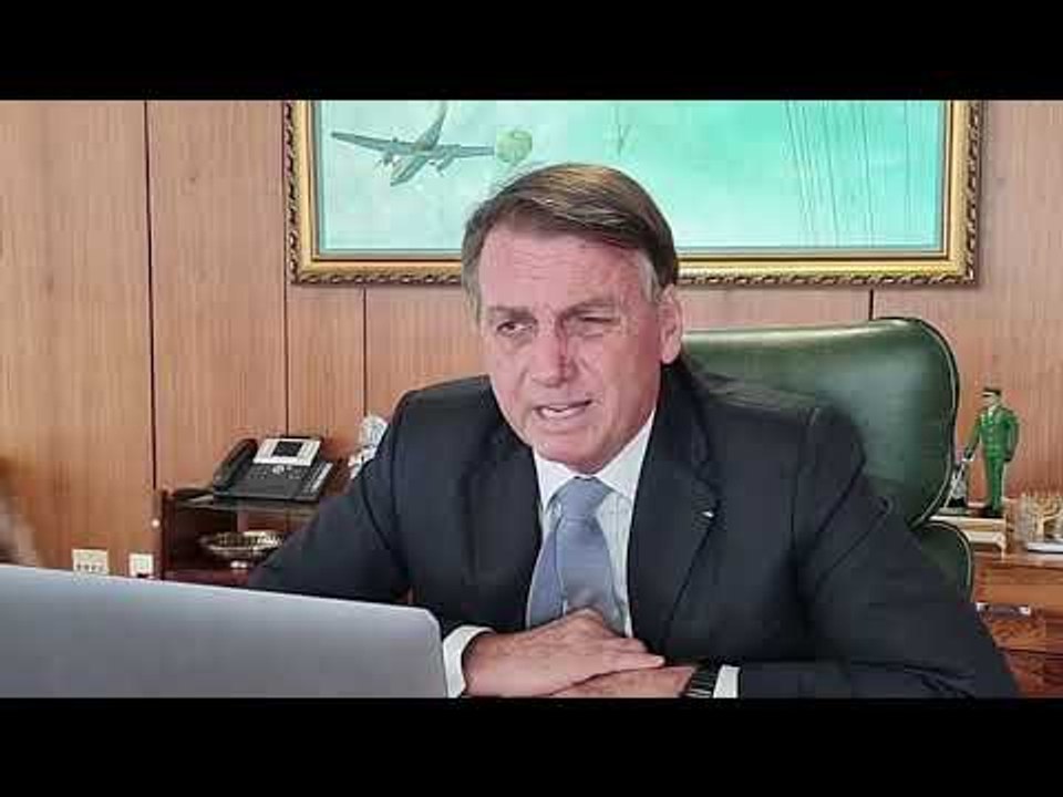 “Não vou falar que sou candidato, nem que não sou”, diz Bolsonaro, sobre 2022