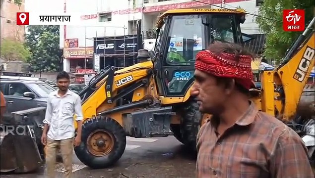 यूपी में मानसून का ट्रिपल अटैक; 54 जिलों में जोरदार बारिश का अलर्ट, 70 से अधिक इलाकों में बिजली-आंधी का कहर