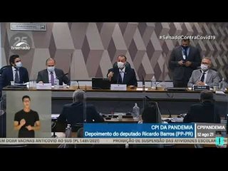 “É um ditadorzinho mesmo, hein?”, diz Flávio Bolsonaro a Renan Calheiros